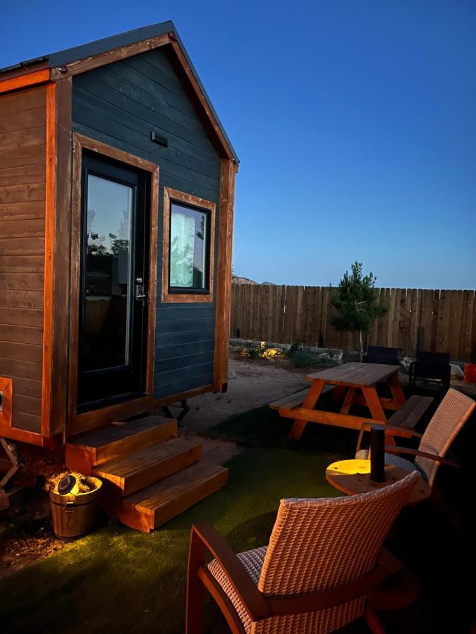 Atlantis Garden Tiny Home Hildale Ngoại thất bức ảnh